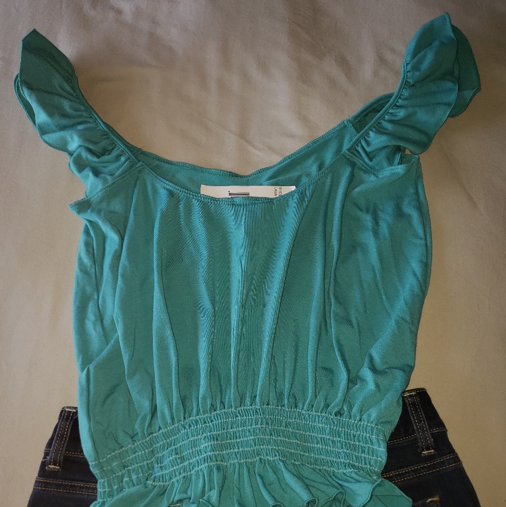 Guess Jeans nwt teal top